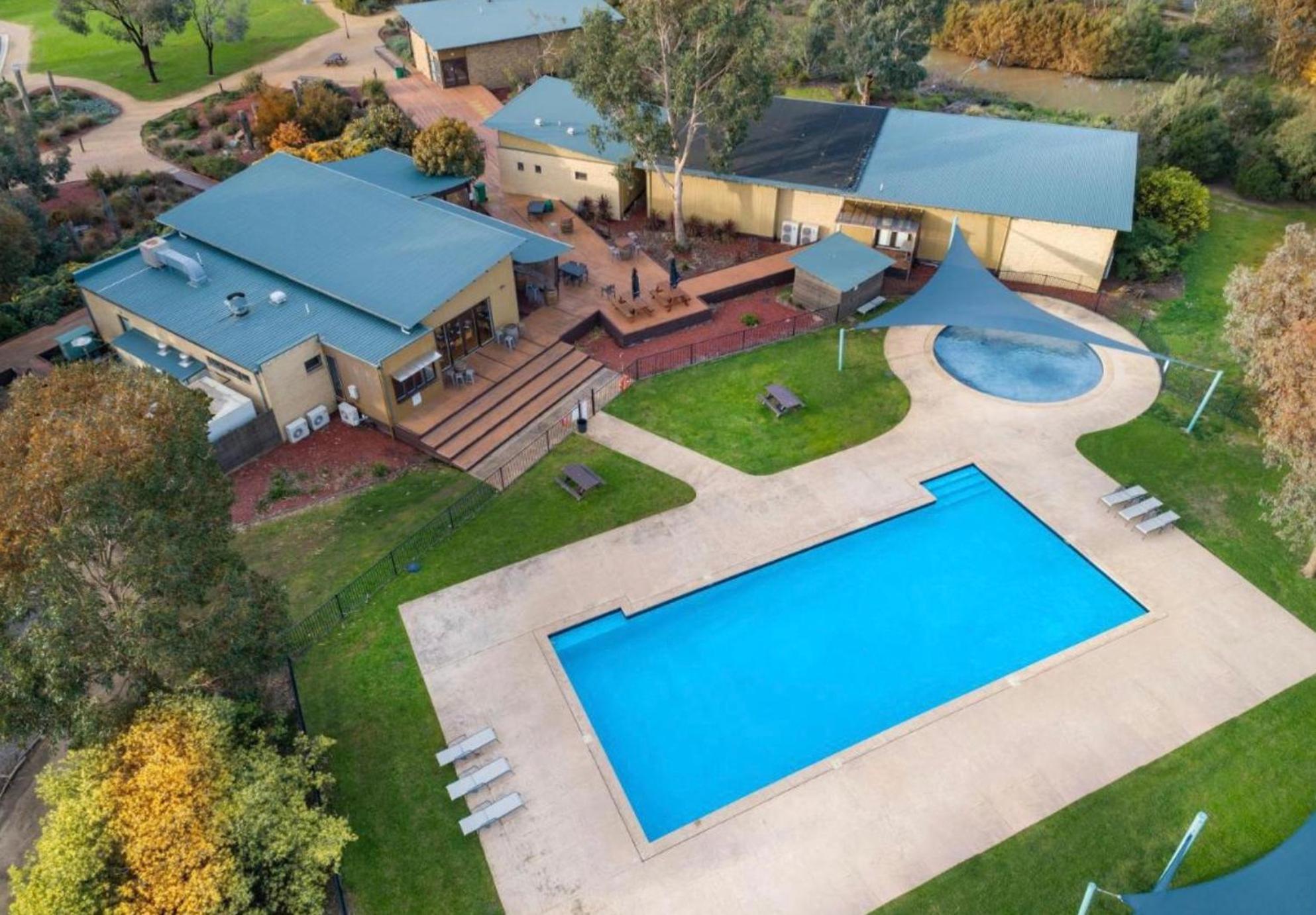 Couple'S Luxury Resort Spa Retreat Cowes Exterior foto
