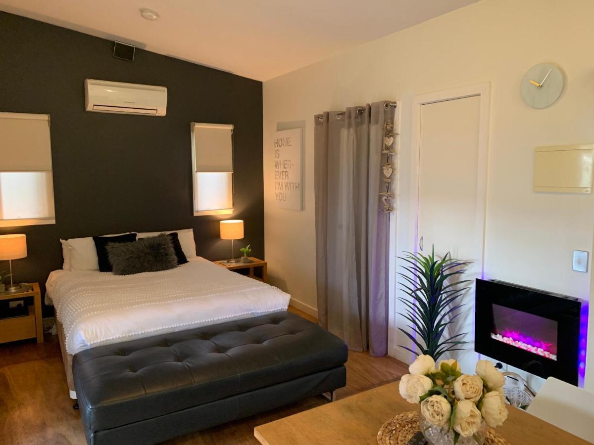 Couple'S Luxury Resort Spa Retreat Cowes Exterior foto